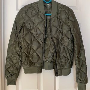 Alo thin puffer camo coat XS. GUC. See pics for condition.  Smoke free home.